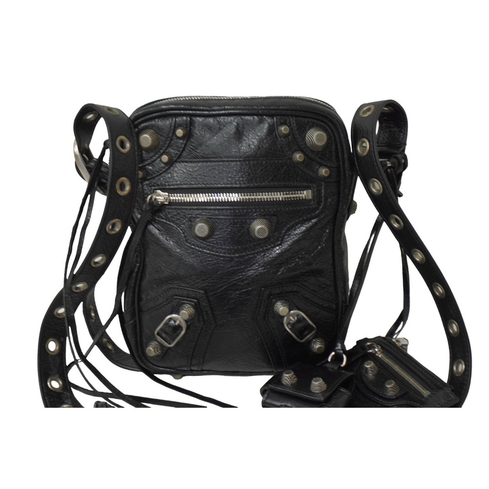 Balenciaga black bag Cagoule shoulder Le